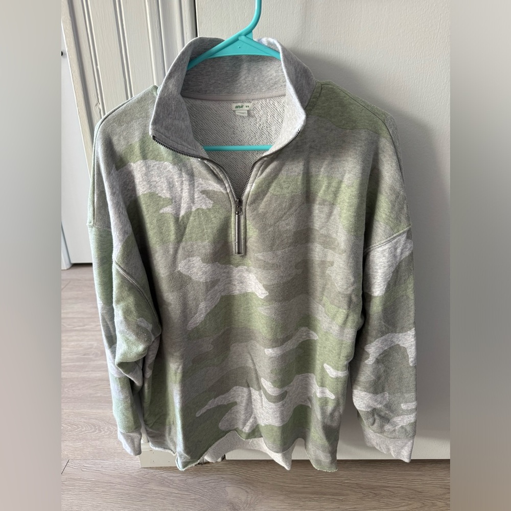 Aerie quarterzip sweatshirt